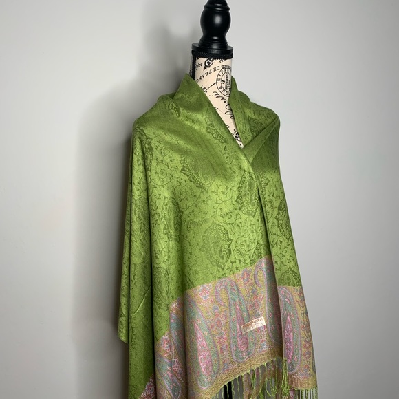 Pashmina - Picture 4 of 5